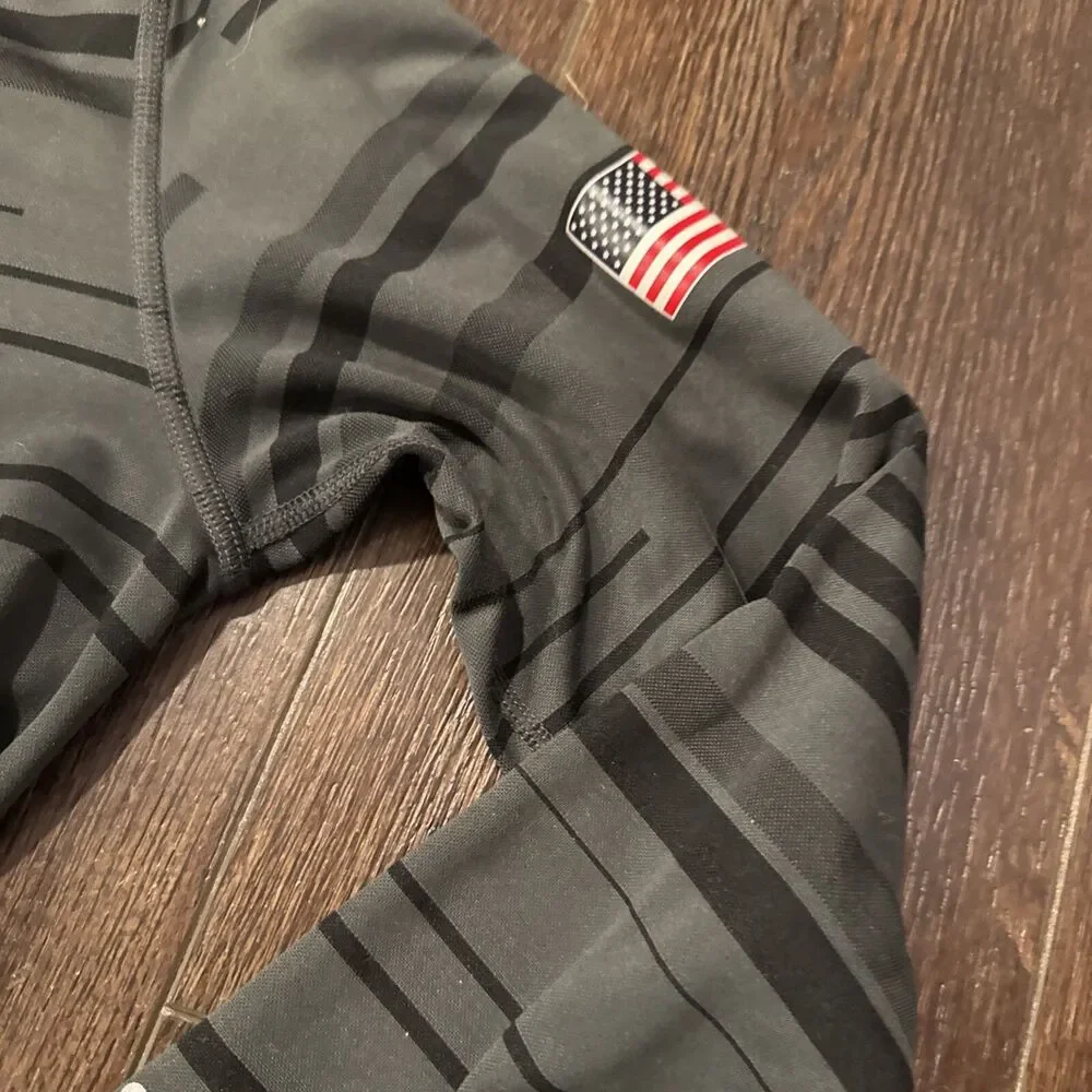 Nike Running Lightweight Long Sleeve Running 1/4 Zip Top; USA America; Adult Sm